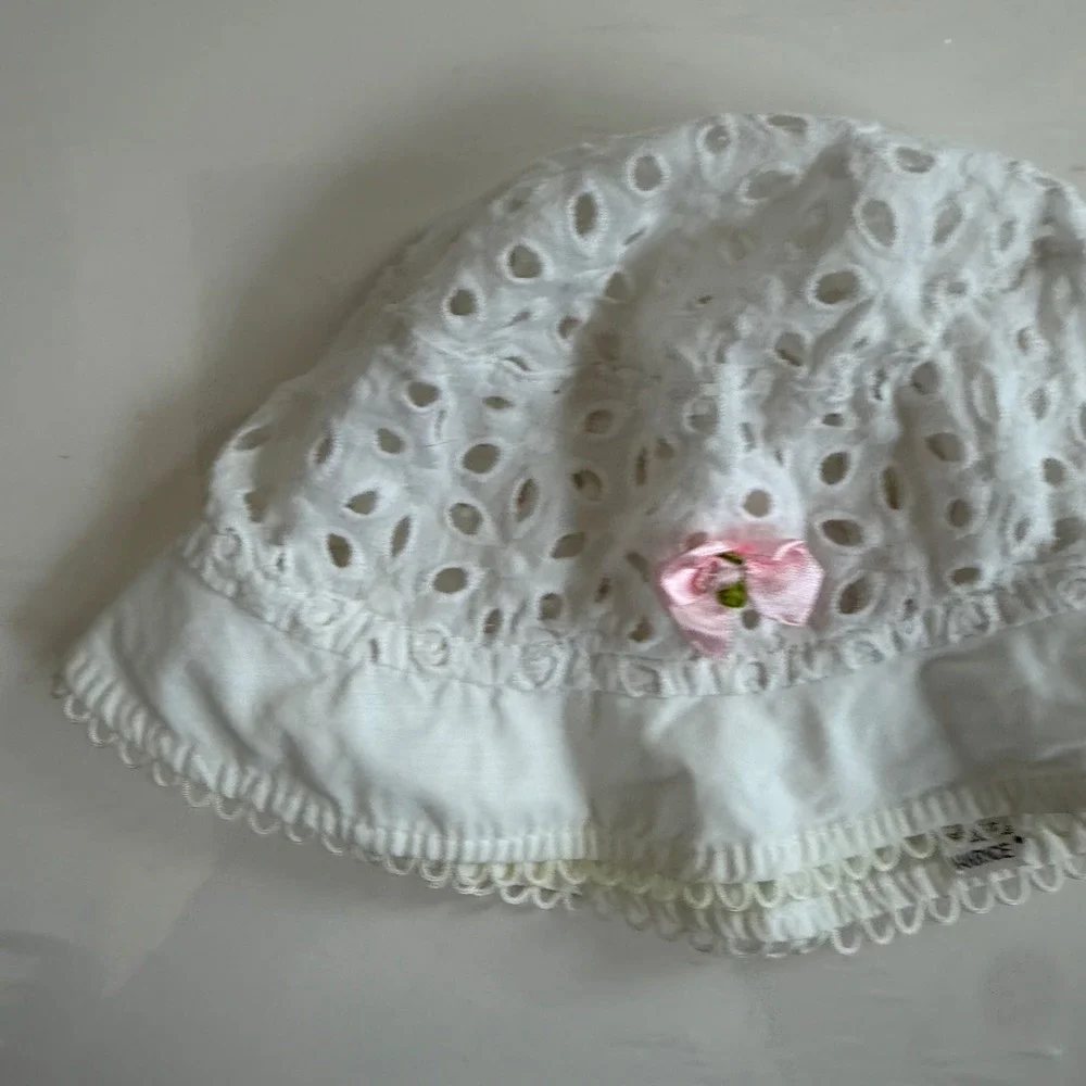 Baby‎ Eyelet Lace Bucket Hat